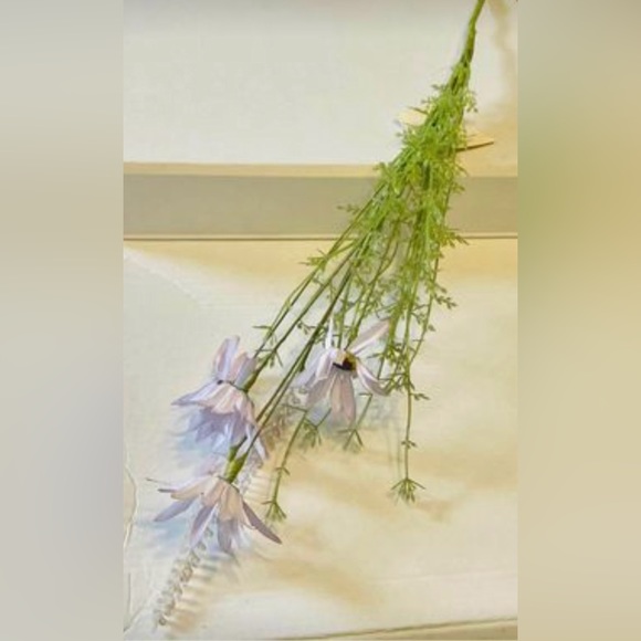 *Wispy Daisy Spray, Violet, Bundle of 3 - Picture 4 of 5